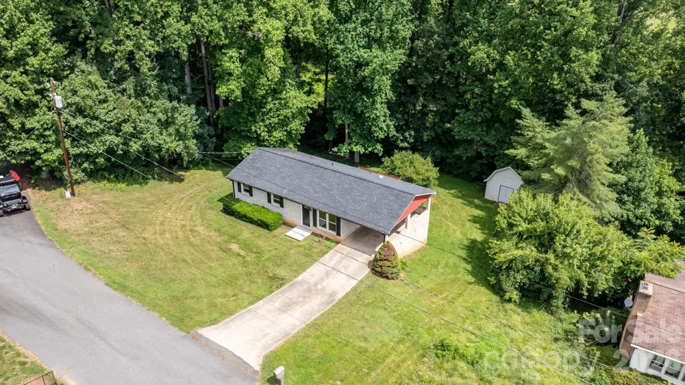 2428 Cedar Valley Drive Conover, NC 28613
