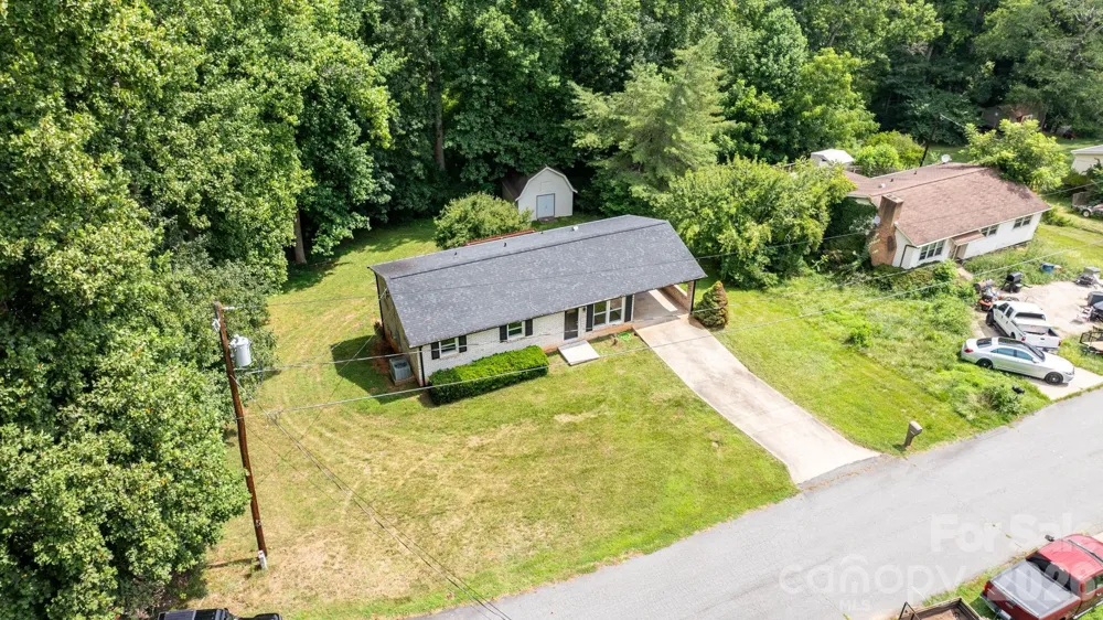 2428 Cedar Valley Drive Conover, NC 28613