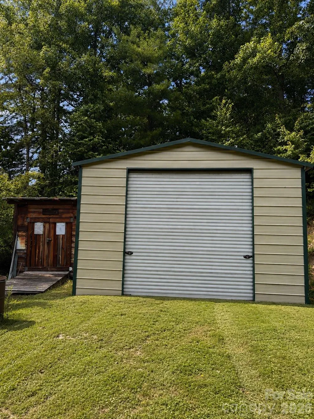 5020 Old Nc Highway 16 Millers Creek, NC 28651