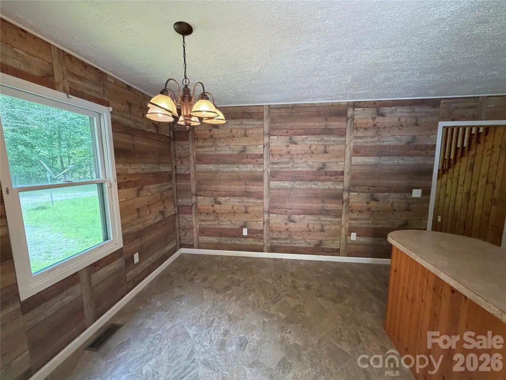 5020 Old Nc Highway 16 Millers Creek, NC 28651