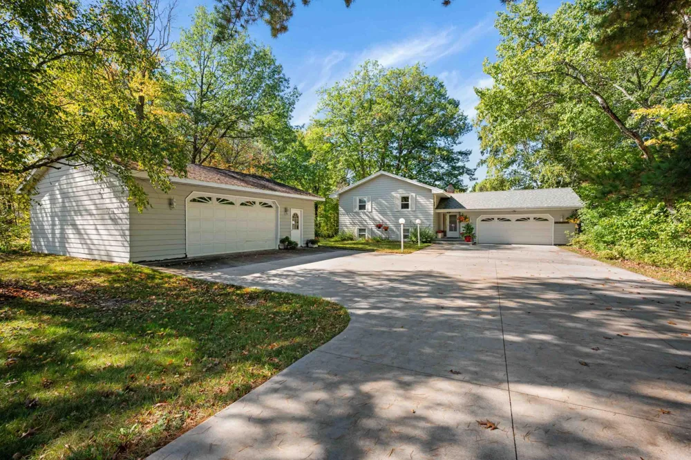24673 County Road 76 Grand Rapids, MN 55744