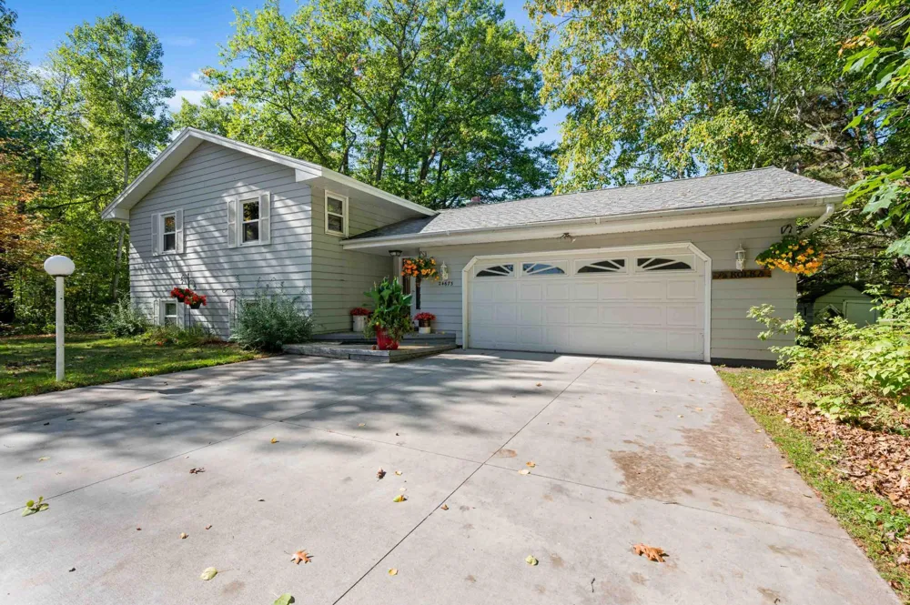 24673 County Road 76 Grand Rapids, MN 55744