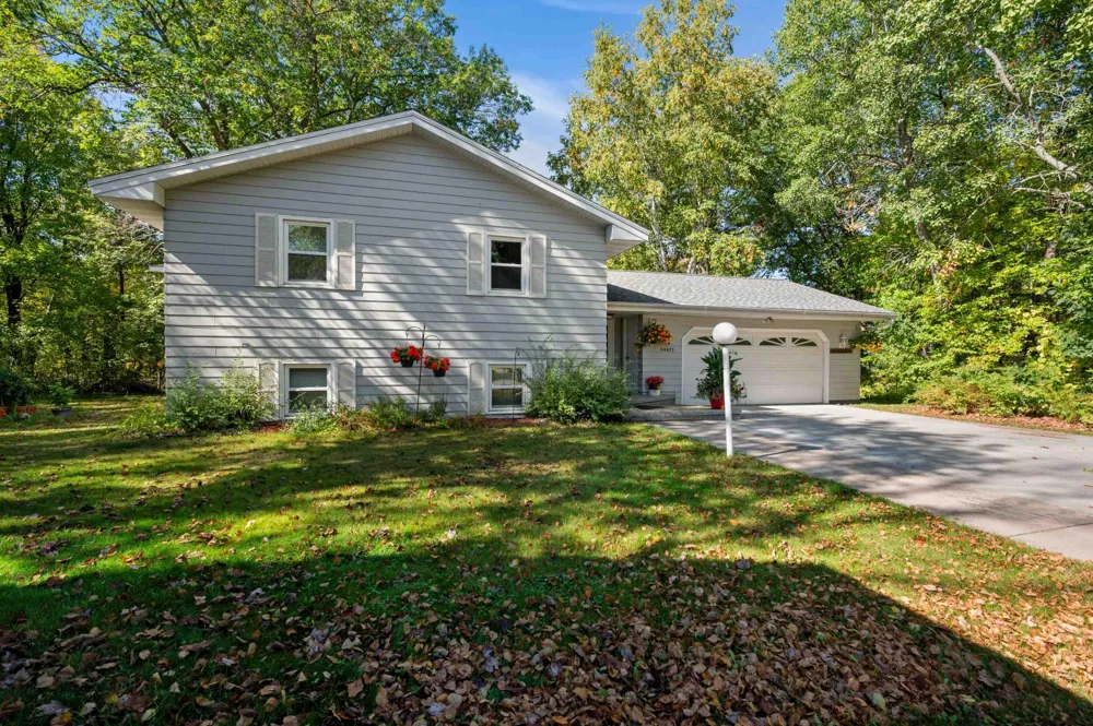 24673 County Road 76 Grand Rapids, MN 55744