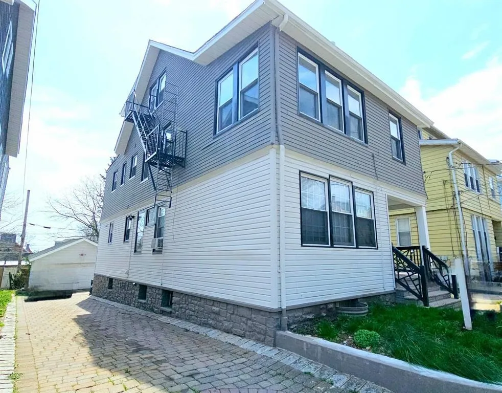 8 BOYDEN PARKWAY SOUTH Maplewood, NJ 07040