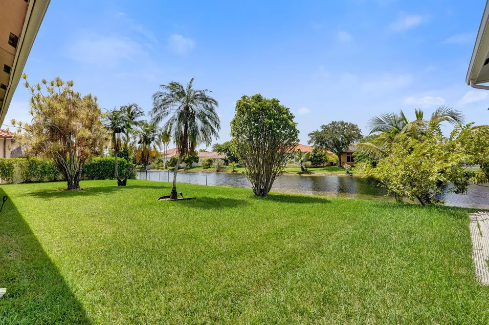 16413 NW 12th Street Pembroke Pines, FL 33028