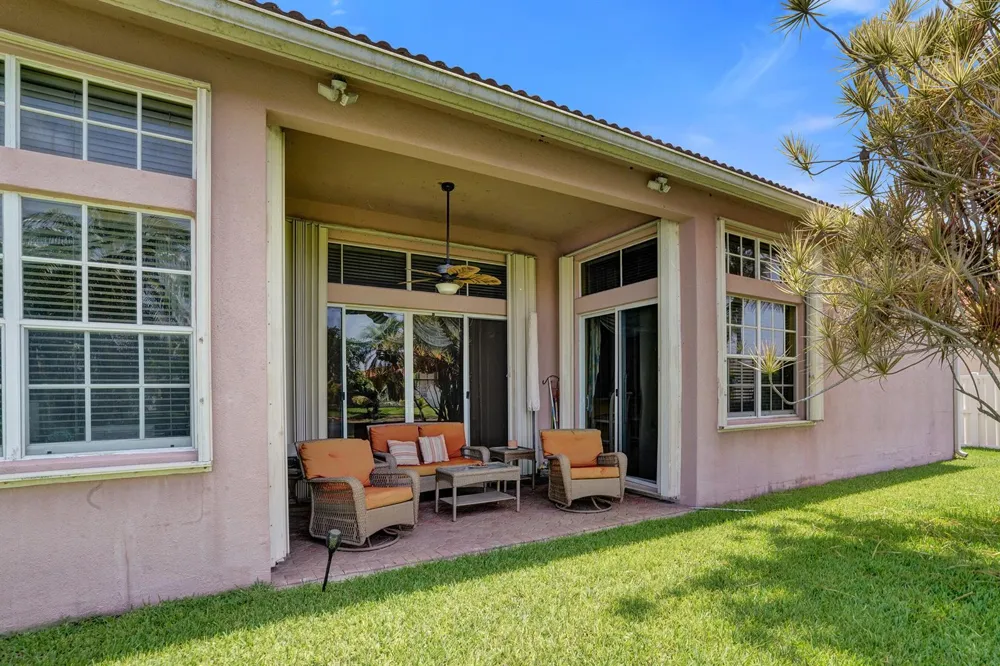16413 NW 12th Street Pembroke Pines, FL 33028