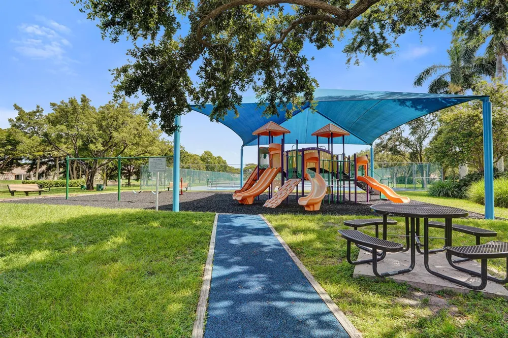 16413 NW 12th Street Pembroke Pines, FL 33028