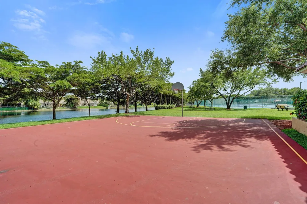 16413 NW 12th Street Pembroke Pines, FL 33028
