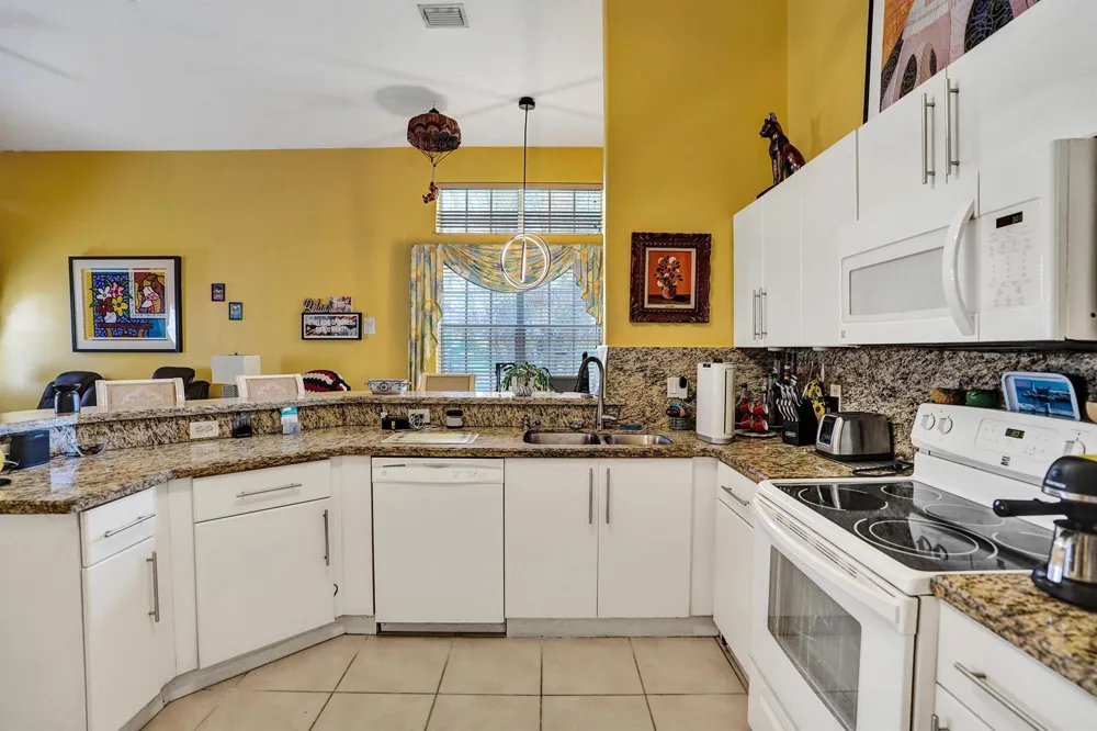 16413 NW 12th Street Pembroke Pines, FL 33028