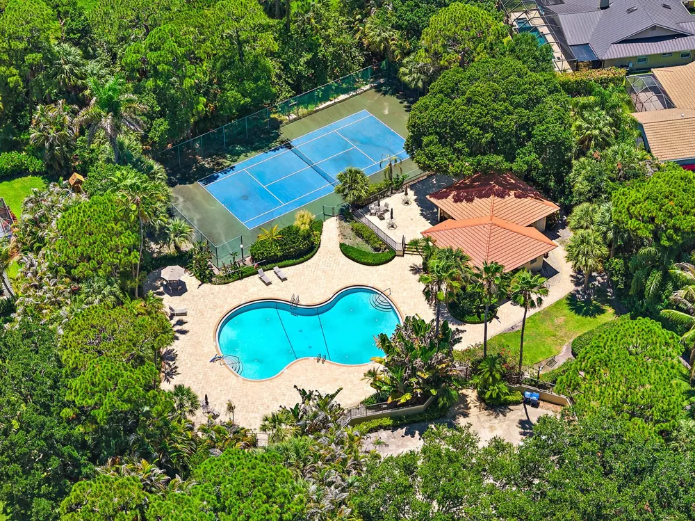 5794 Lonewood Court Jupiter, FL 33458