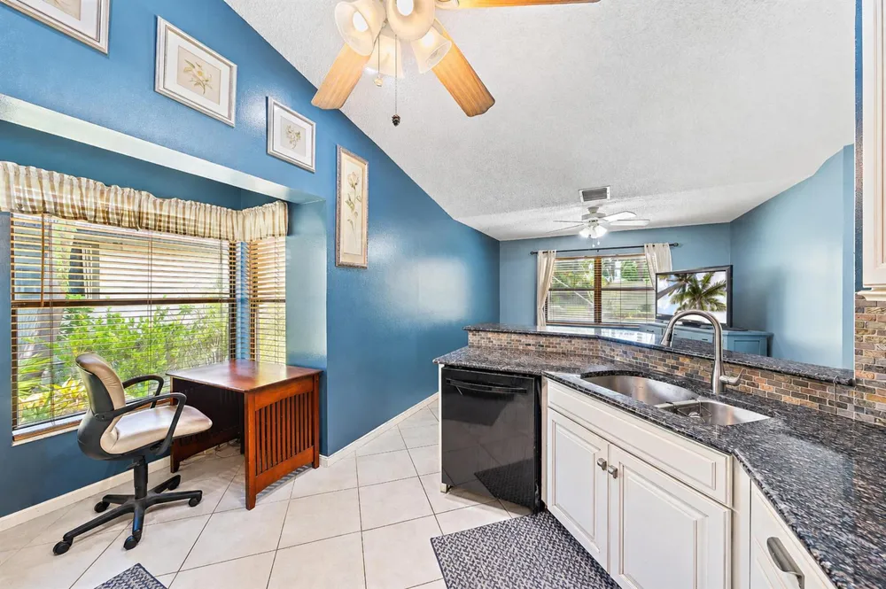 5794 Lonewood Court Jupiter, FL 33458