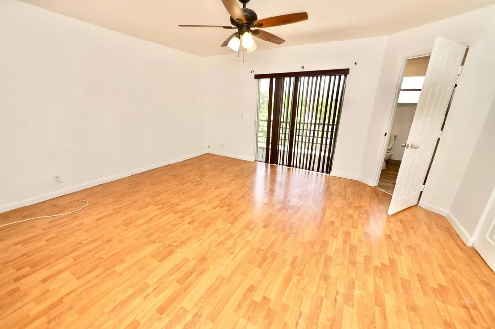 5953 NW 24th Court Sunrise, FL 33313