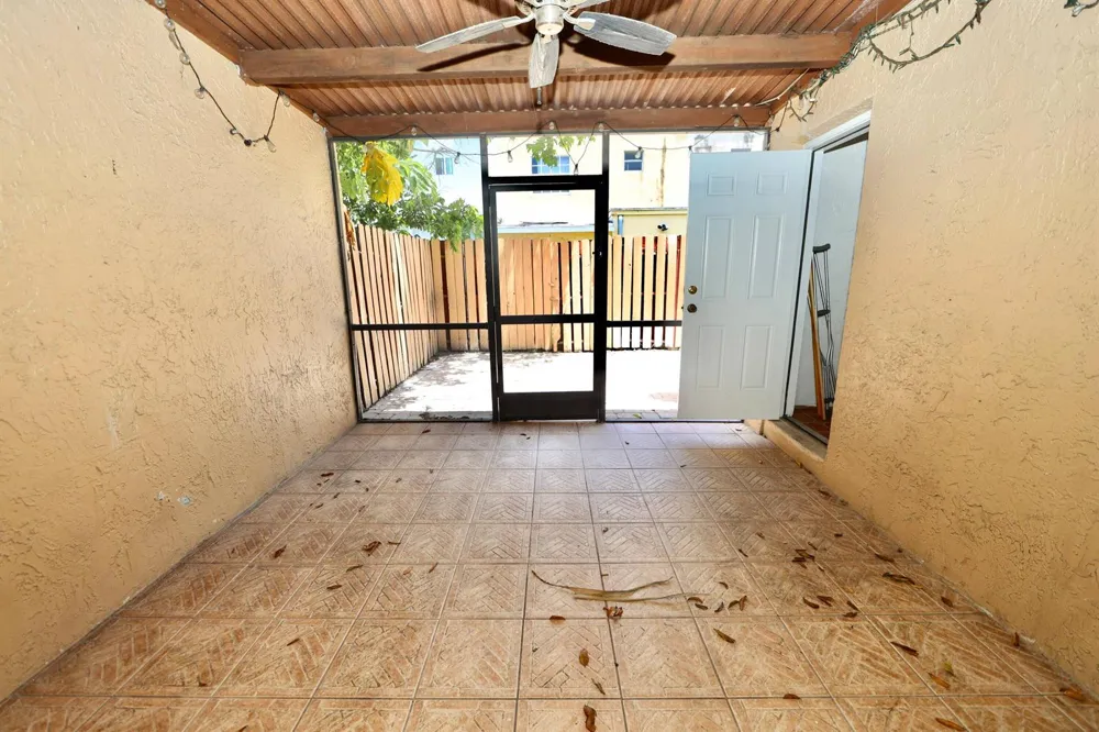 5953 NW 24th Court Sunrise, FL 33313