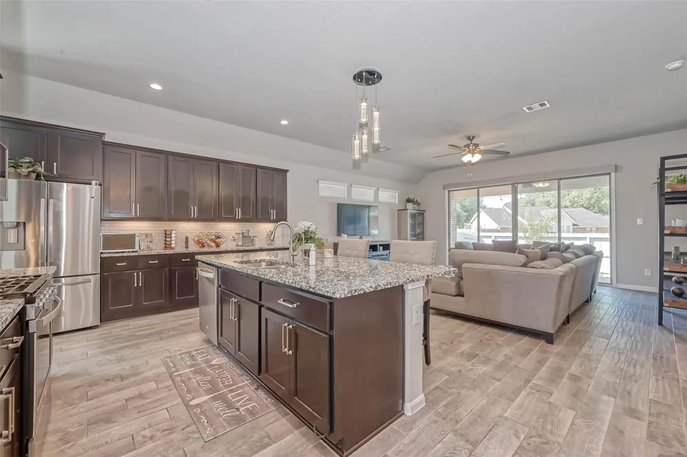 5826 Euclid Loop Rosenberg, TX 77469