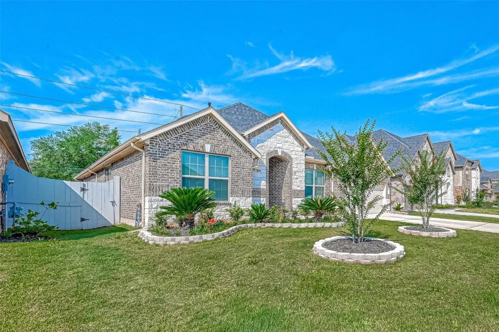 5826 Euclid Loop Rosenberg, TX 77469