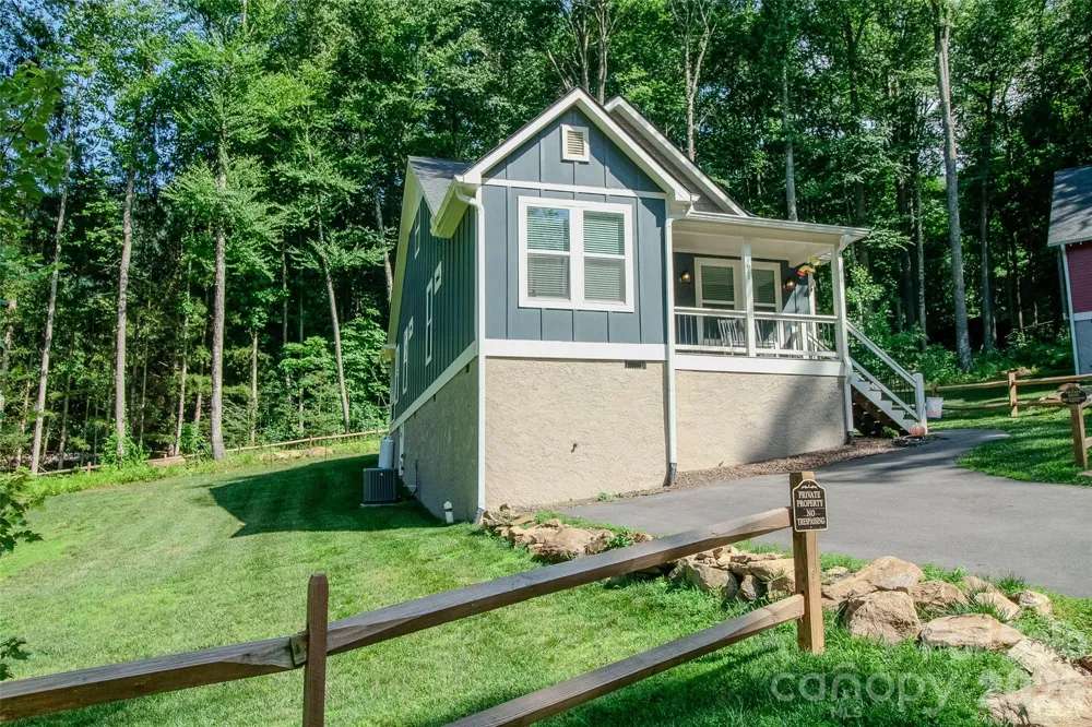 611 Twinbrook Lane Maggie Valley, NC 28751