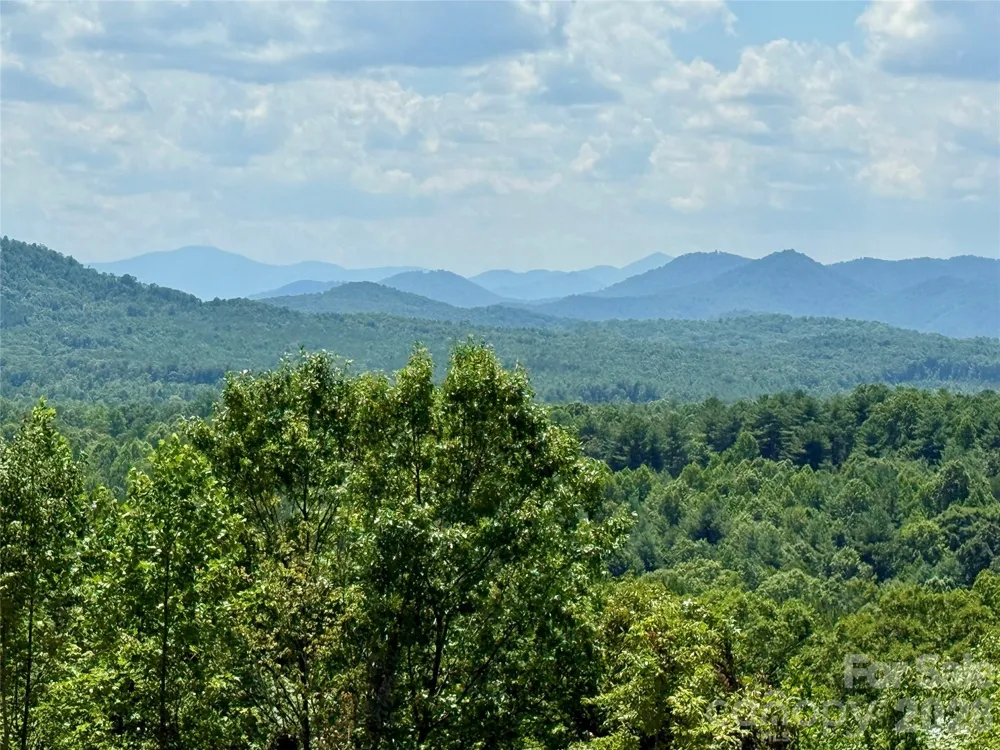 V/L Summit Trail #82 Nebo, NC 28761