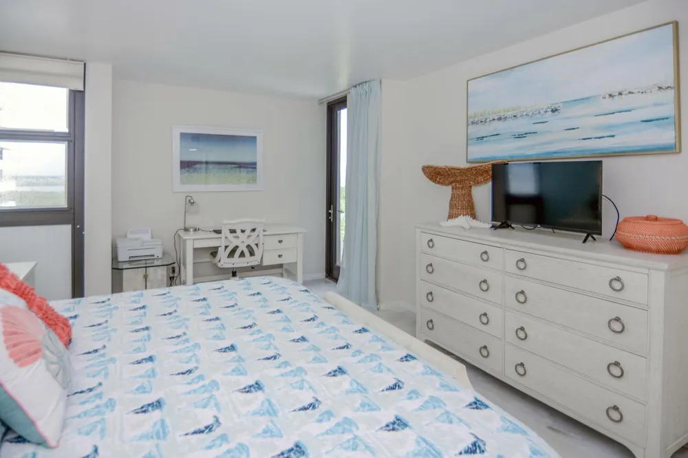 5540 Ocean Drive #8c Riviera Beach, FL 33404