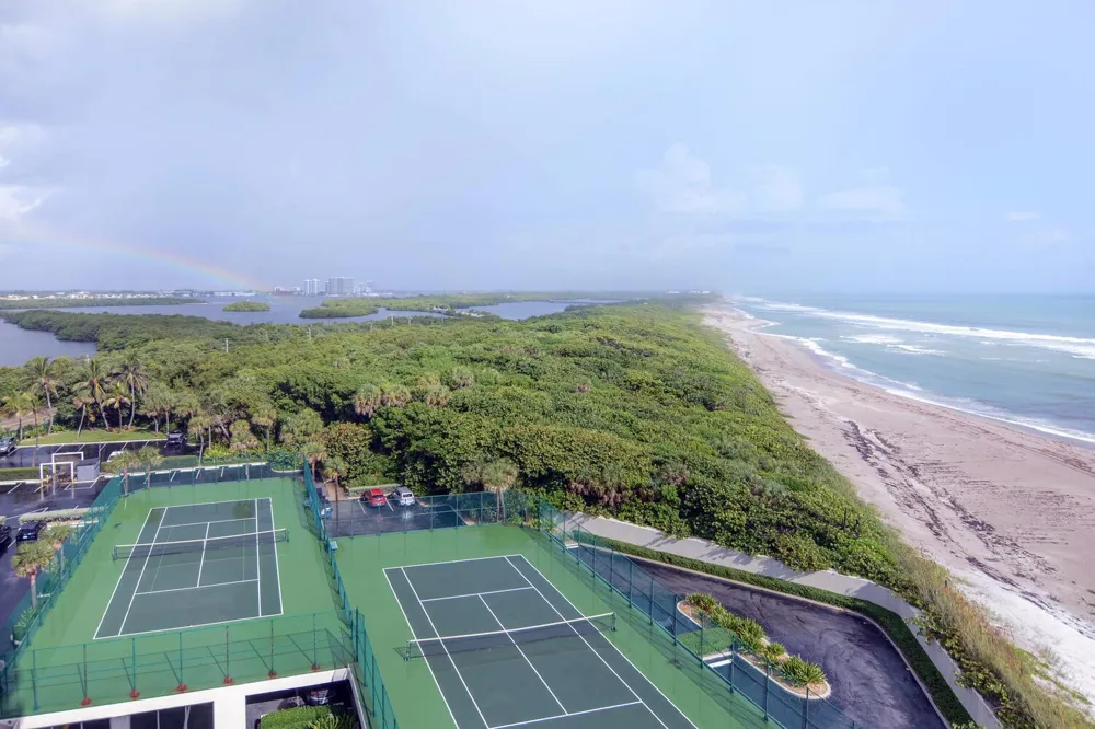 5540 Ocean Drive #8c Riviera Beach, FL 33404