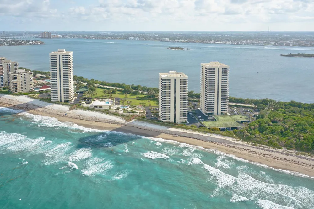 5540 Ocean Drive #8c Riviera Beach, FL 33404
