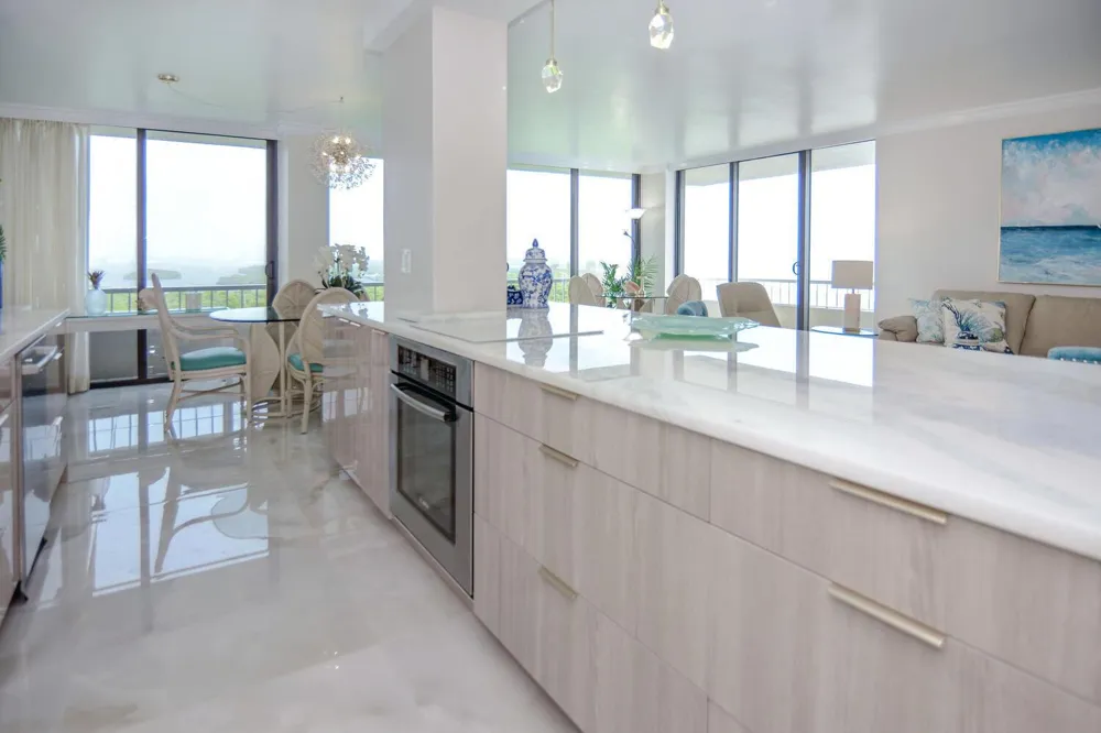 5540 Ocean Drive #8c Riviera Beach, FL 33404