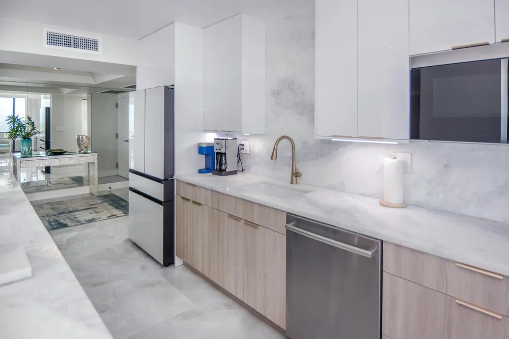 5540 Ocean Drive #8c Riviera Beach, FL 33404