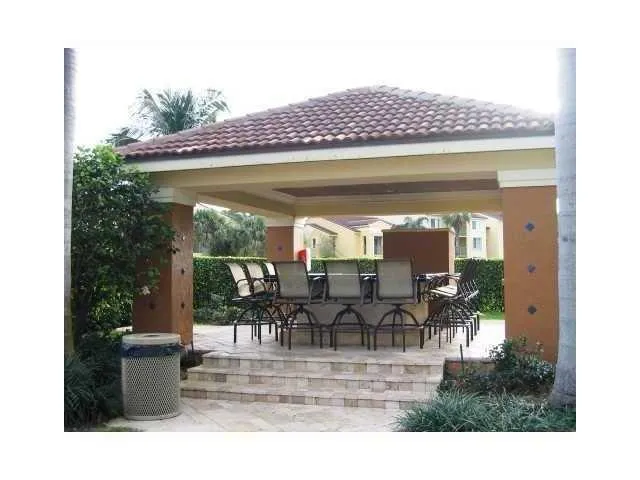 123 Yacht Club Way #207 Hypoluxo, FL 33462