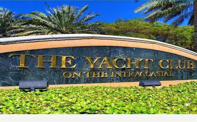 123 Yacht Club Way #207 Hypoluxo, FL 33462