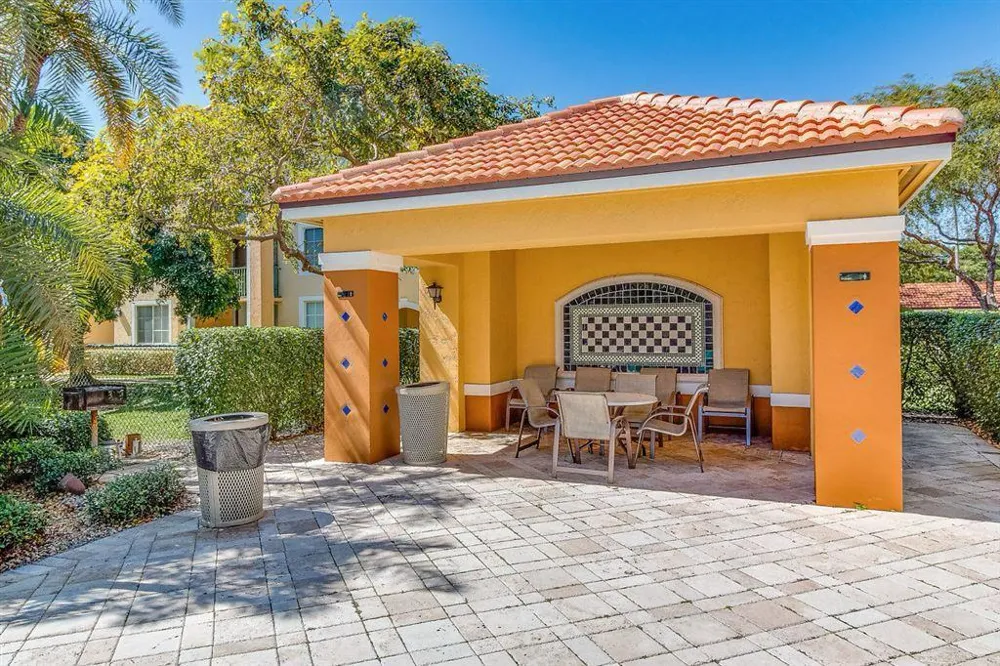 123 Yacht Club Way #207 Hypoluxo, FL 33462