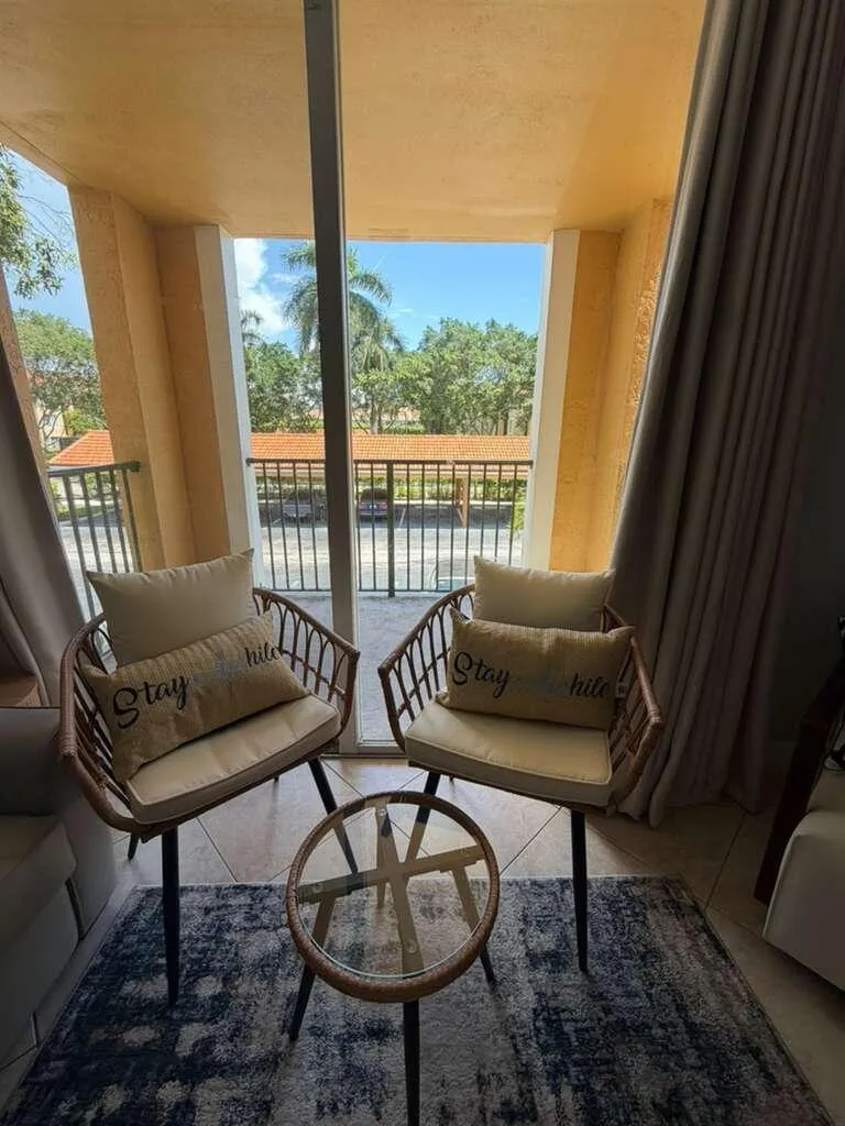 123 Yacht Club Way #207 Hypoluxo, FL 33462