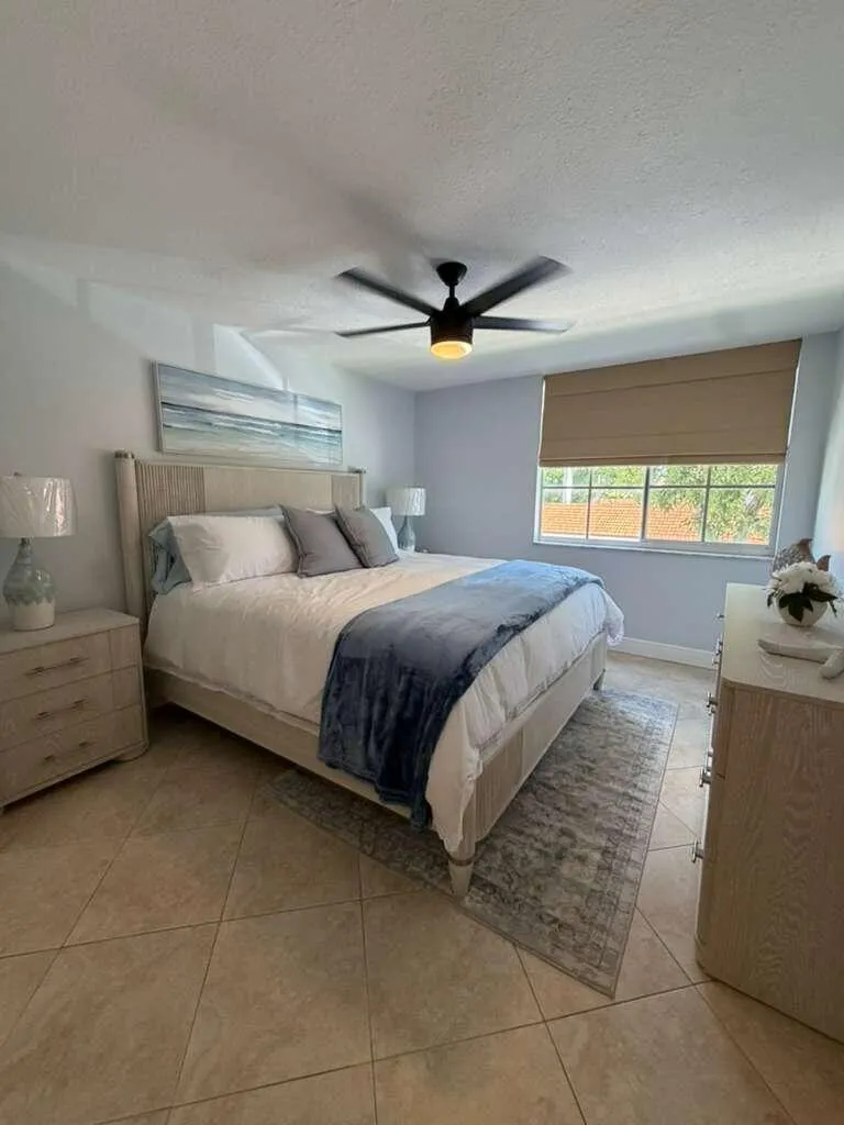 123 Yacht Club Way #207 Hypoluxo, FL 33462