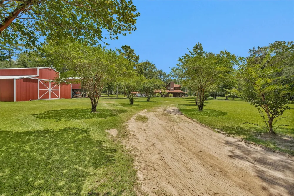388 N G Smith Road Livingston, TX 77351