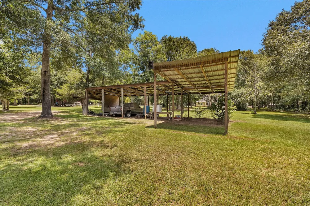 388 N G Smith Road Livingston, TX 77351