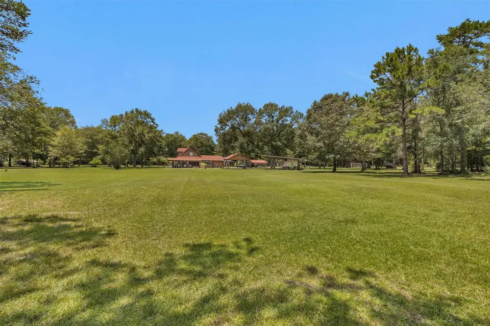 388 N G Smith Road Livingston, TX 77351