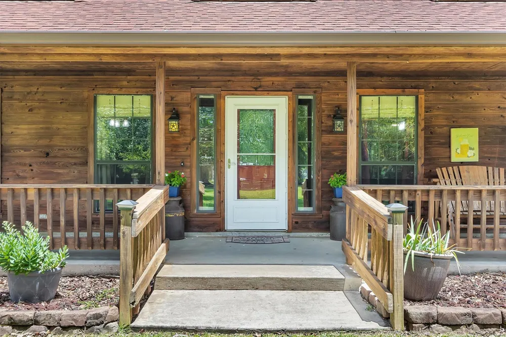 388 N G Smith Road Livingston, TX 77351