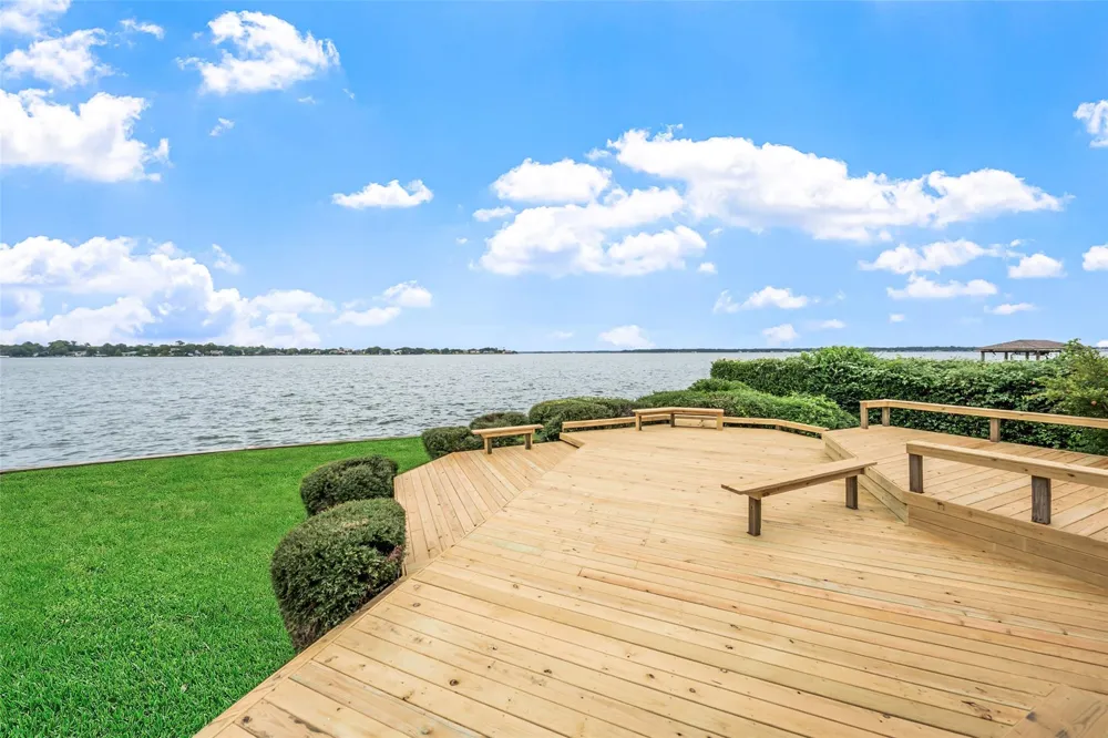12130 Sagittarius Drive E Willis, TX 77318