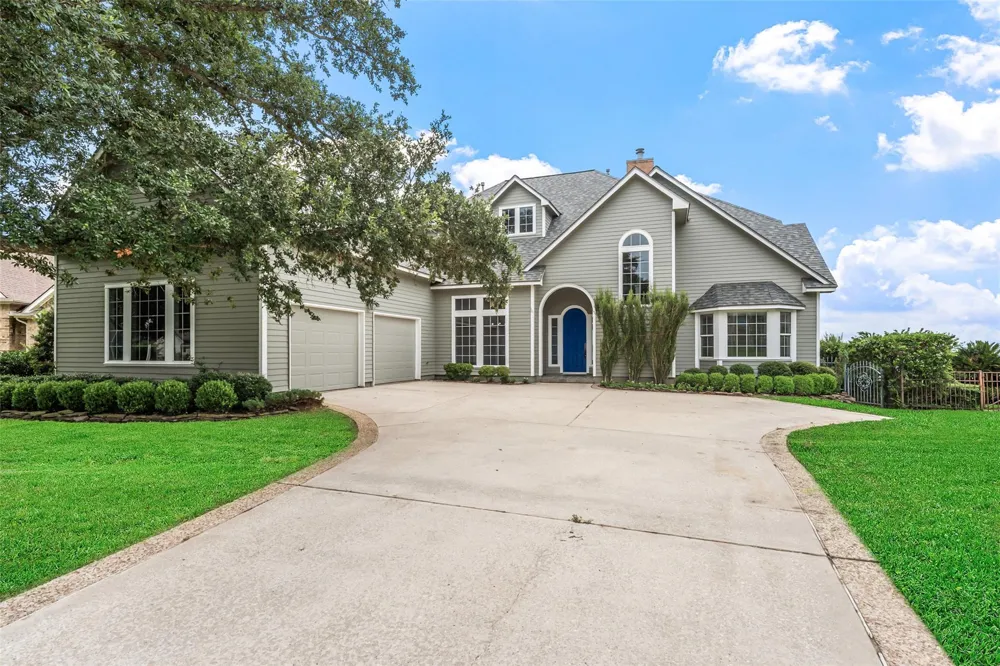 12130 Sagittarius Drive E Willis, TX 77318