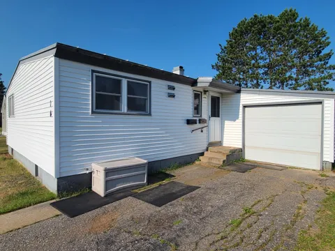 14 Hemlock Circle