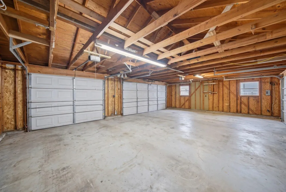 411 Bohlmann Avenue Schulenburg, TX 78956