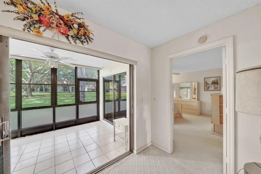 5585 Munsel Lane #102 Boynton Beach, FL 33437