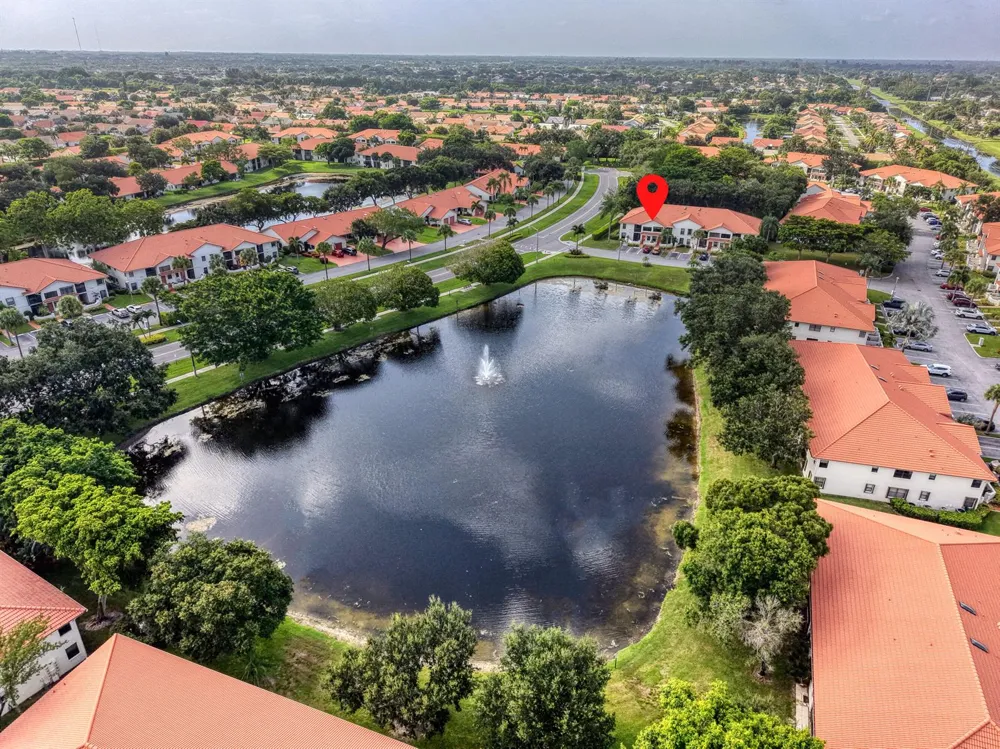 5585 Munsel Lane #102 Boynton Beach, FL 33437