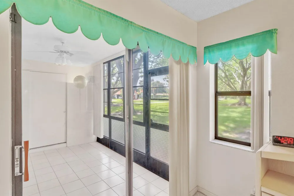5585 Munsel Lane #102 Boynton Beach, FL 33437