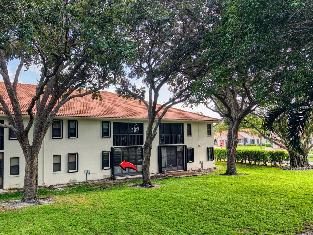5585 Munsel Lane #102 Boynton Beach, FL 33437