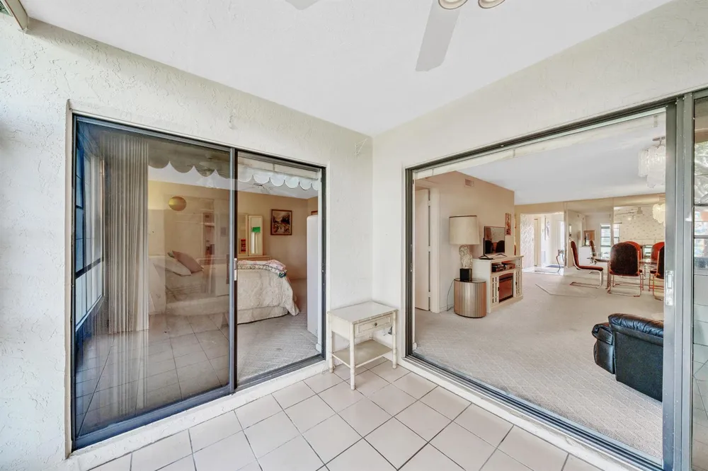 5585 Munsel Lane #102 Boynton Beach, FL 33437