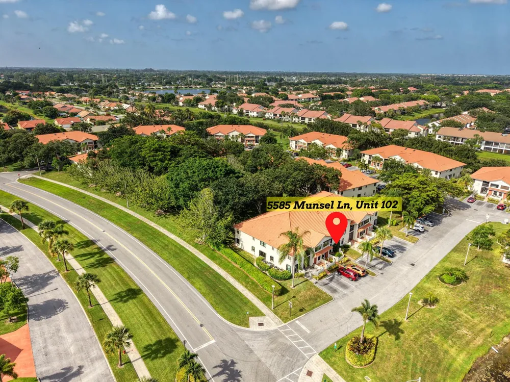 5585 Munsel Lane #102 Boynton Beach, FL 33437