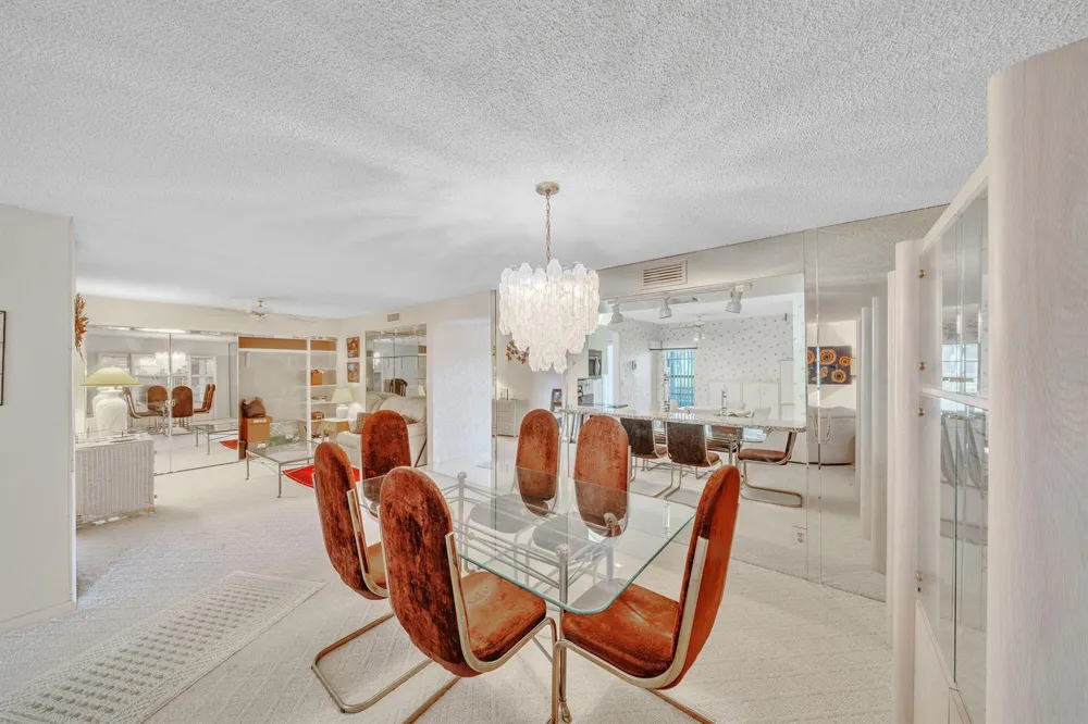 5585 Munsel Lane #102 Boynton Beach, FL 33437
