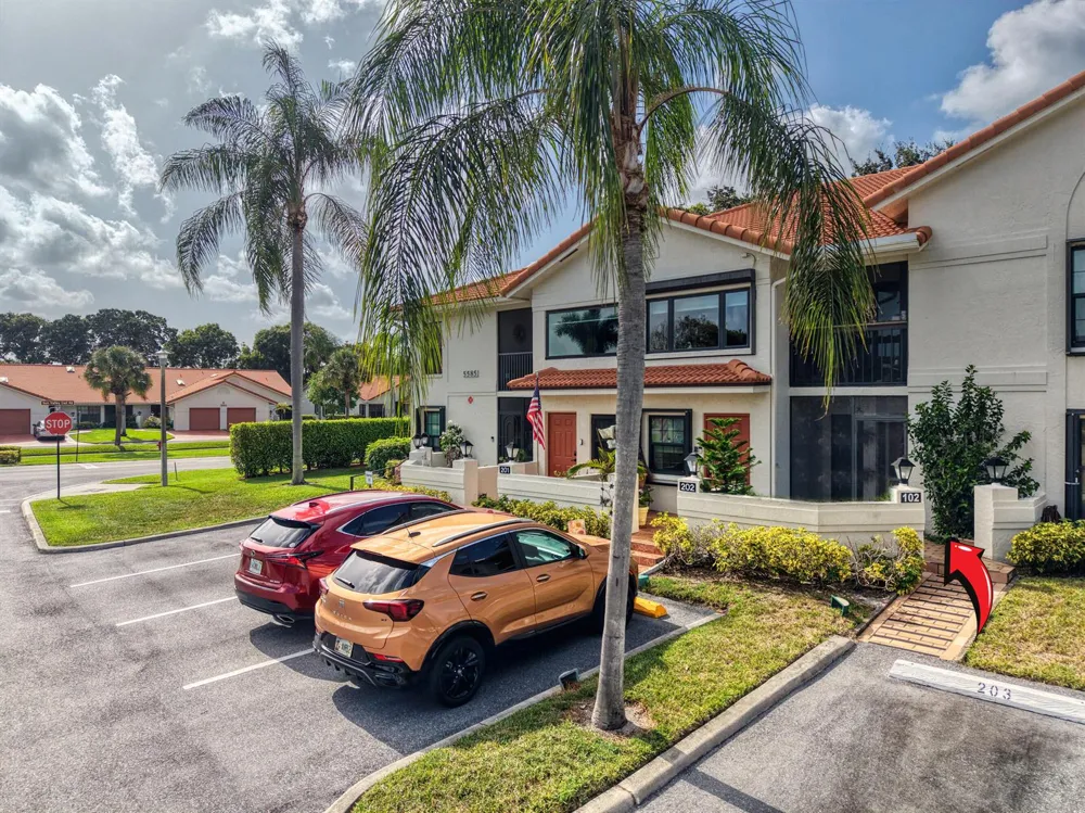5585 Munsel Lane #102 Boynton Beach, FL 33437