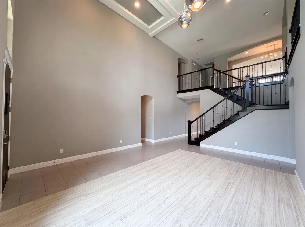 7221 Durand Drive Irving, TX 75063