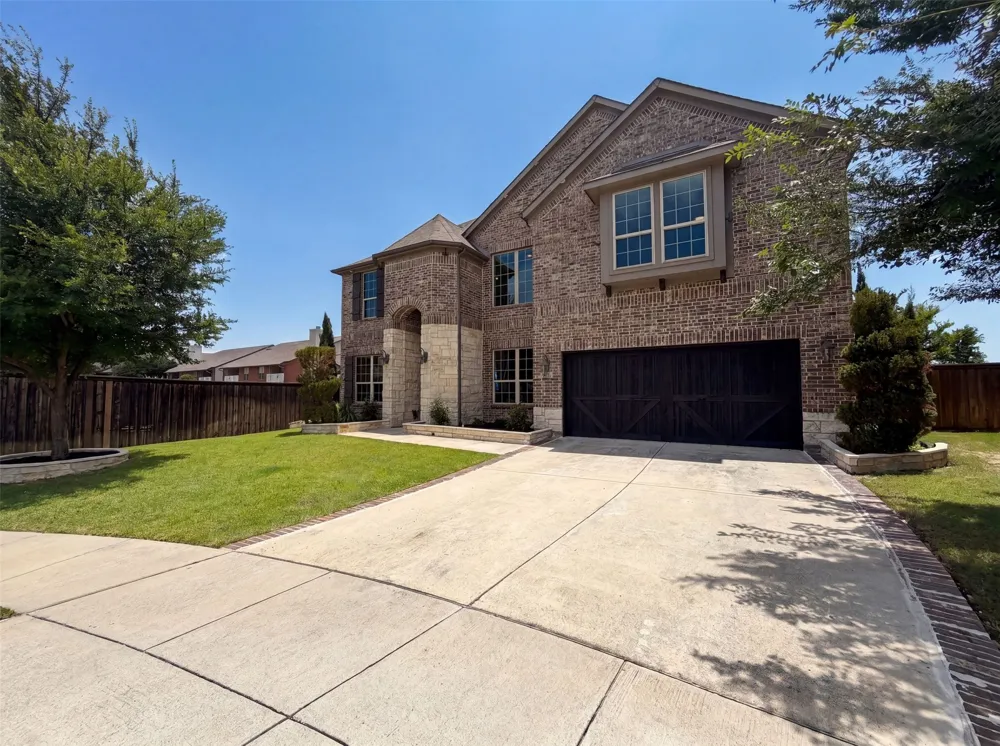 7221 Durand Drive Irving, TX 75063