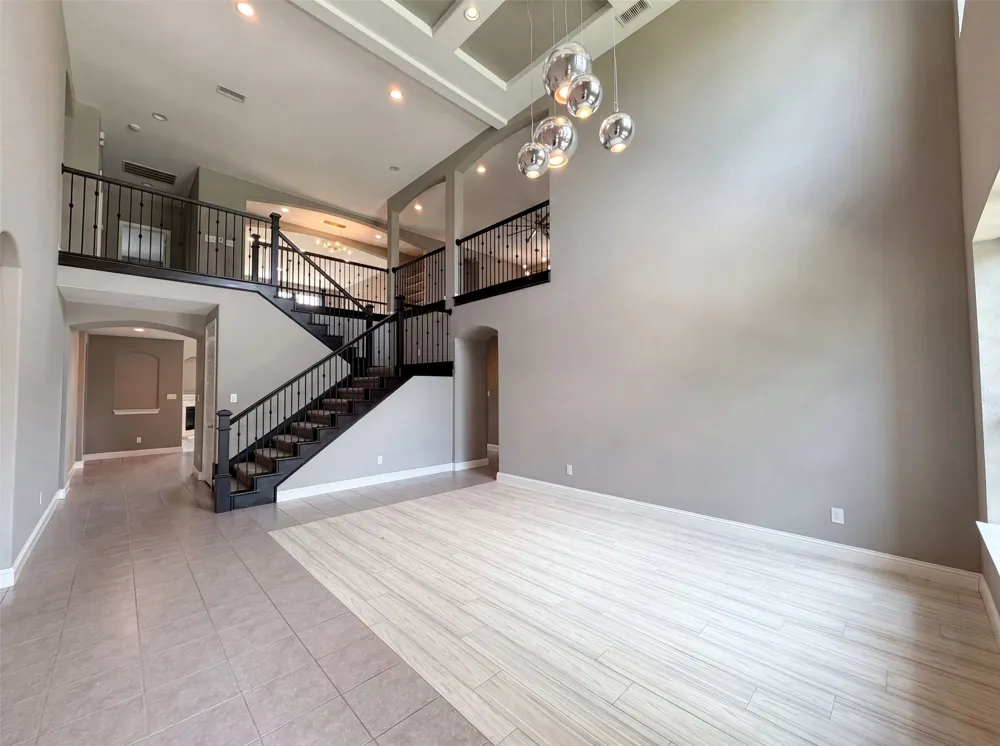 7221 Durand Drive Irving, TX 75063